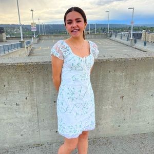 Meet your Posher, Abi